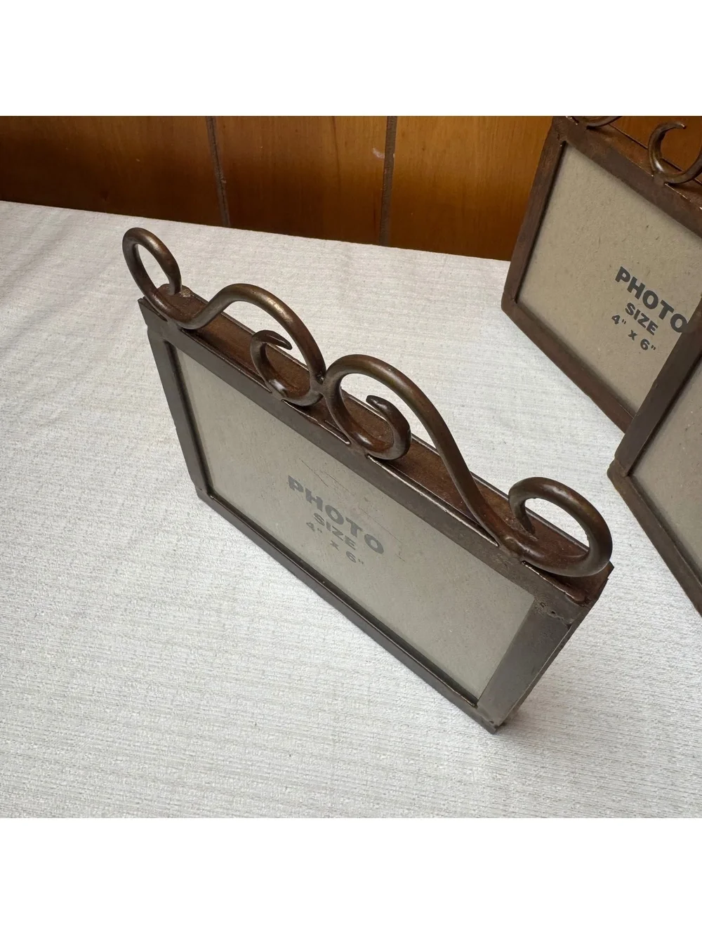 Heavy Metal Scroll Top 4x6 Picture Frame Rustic Brown Farmhouse Decor